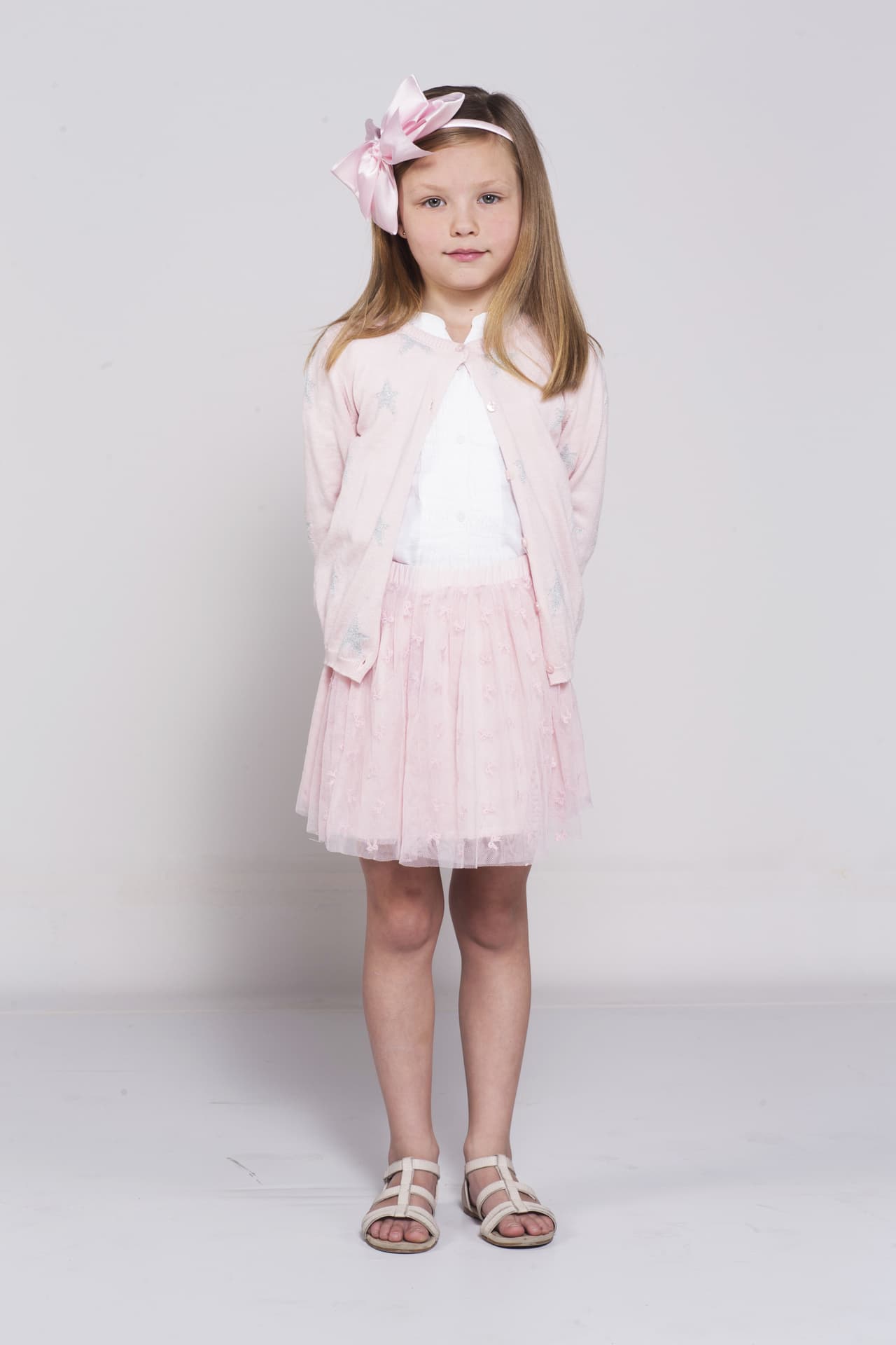 Isabella Tena tenía 7 años cuando hizo su debut como actriz en la exitosa telenovela 
<b><a href="https://www.univision.com/shows/mi-corazon-es-tuyo" target="_blank">Mi Corazón es Tuyo</a>. </b>
<br>