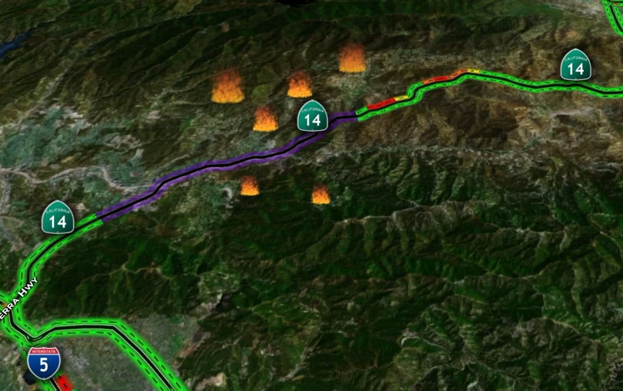  Cierre de autopistas en el condado de Los Ángeles debido al incendio Tick