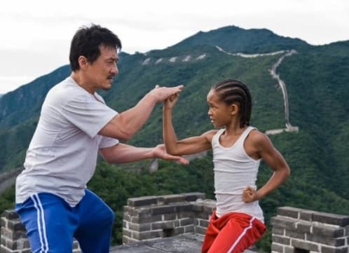El remake del clásico 'The Karate Kid' ('Karate Kid'), hecho en 2010 y protagonizado por Jackie Chan y Jaden Smith, incluye en su banda sonora el tema 'Back in Black', uno de los más representativos de la agrupación australiana.