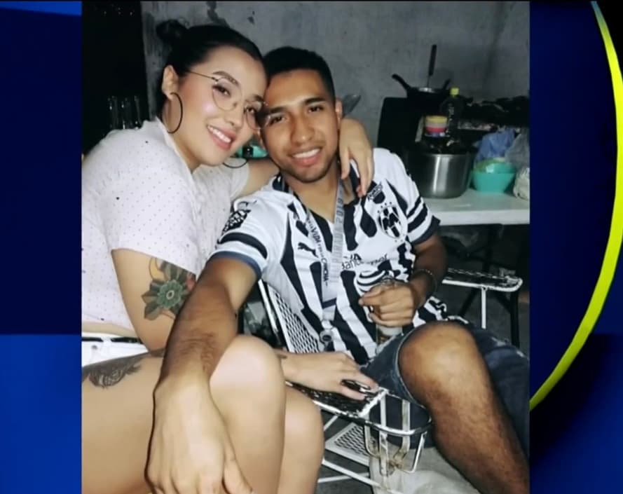 Pero Cinthia Lizeth Vega Chapa, de 22 años, tenía claro que el tiempo en la playa que había planeado pasar con su novia para finales de año,
<b> la iba a encontrar distinta y mucho más esbelta. </b>
<br>