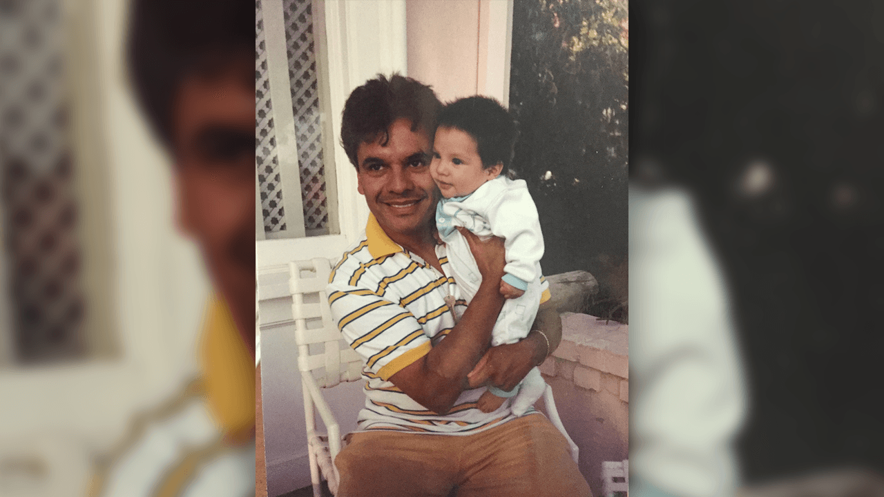 Juan Gabriel tenía el deseo de ser padre y así se lo dijo a Consuelo Rosales