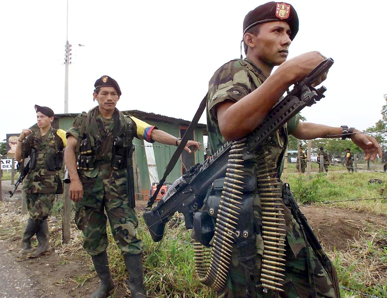 Colombia y las FARC acuerdan plan para la salida de menores de 15 años de la guerrilla