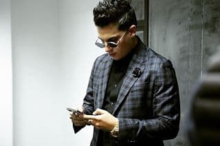 Aunque comenzó interpretando música popular colombiana, pronto cambiaría su rumbo al de la música norteña y el reggaetón. Pero su trabajo más osado fue mezclar el género urbano con el ranchero, razón por la que ahora es uno de los 'pesos pesados' para llevarse el PJ en la categoría 'El Agave de la Música'.