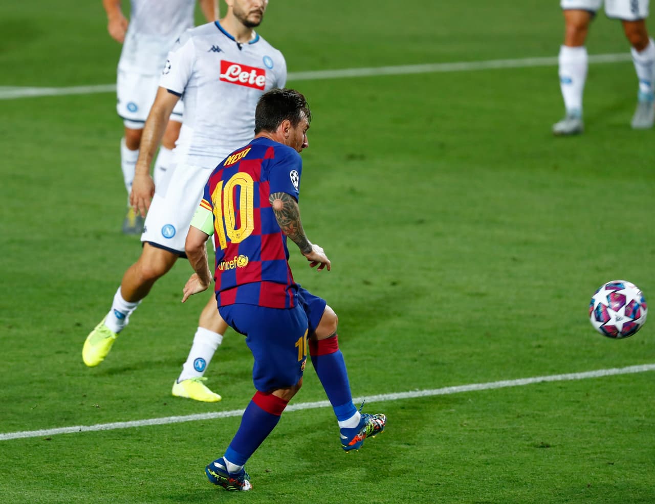 A los 23’ cayó el segundo para Barcelona de los botines de Lionel Messi.