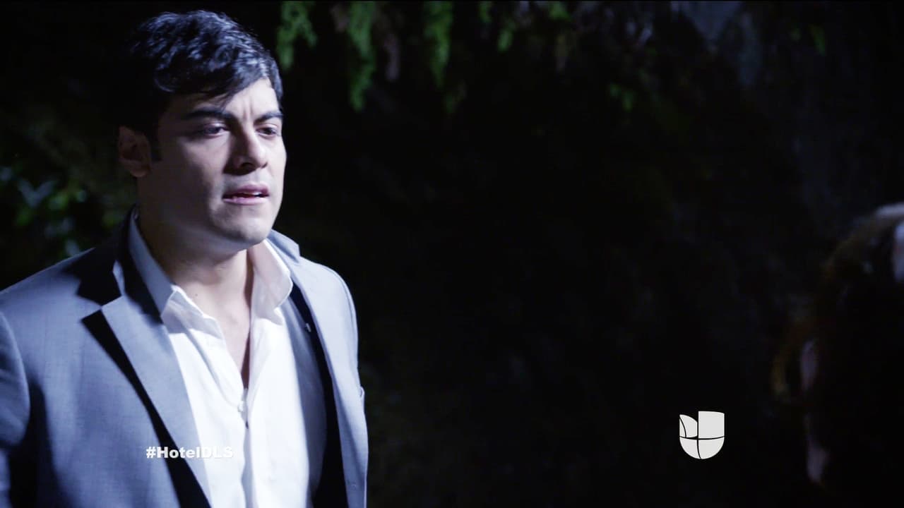 No estás equivocado, ¡quiere estar a tu lado sólo por tu dinero y por ser el heredero de los Alarcón!