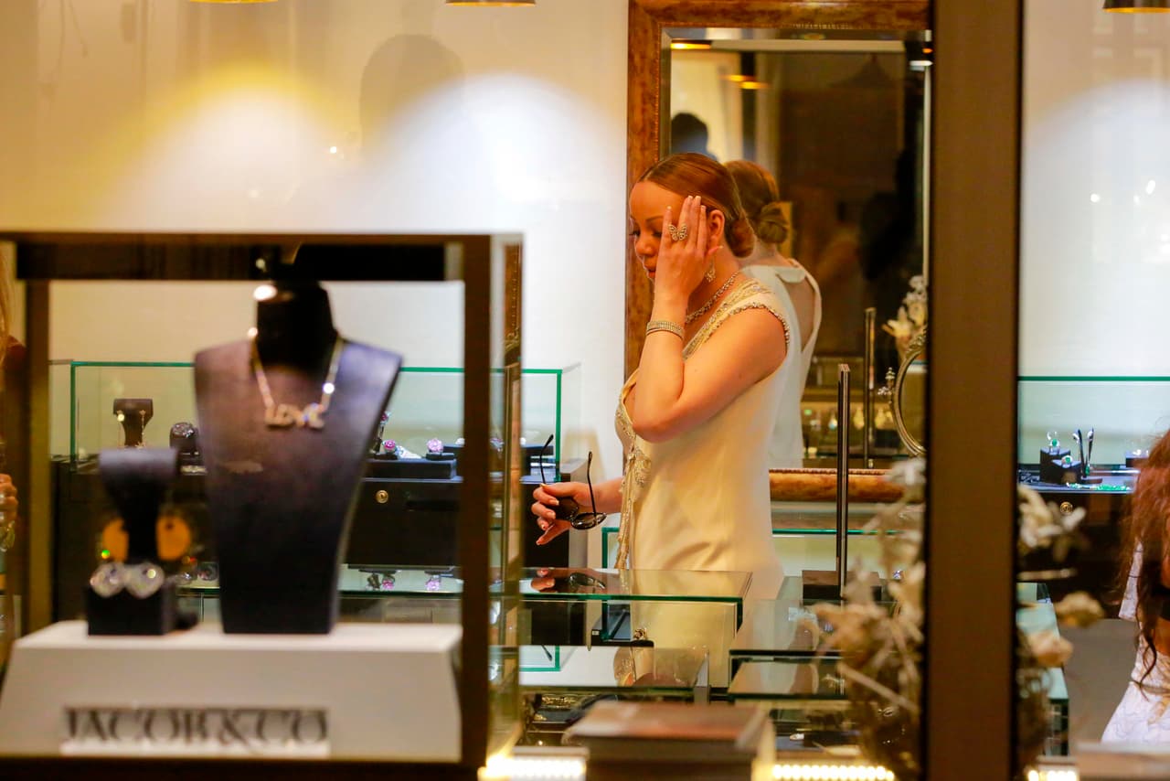 A veces miraba joyas que la volvían loca.