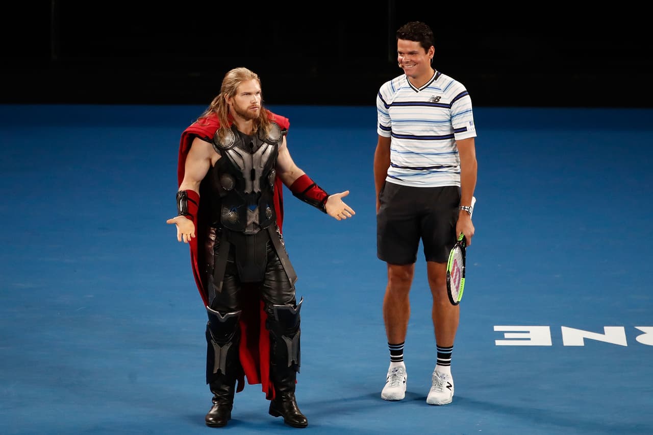 Incluso, Thor le pidió ayuda a Raonic para mejorar su juego en la cancha, algo a lo que accedió el tenista.