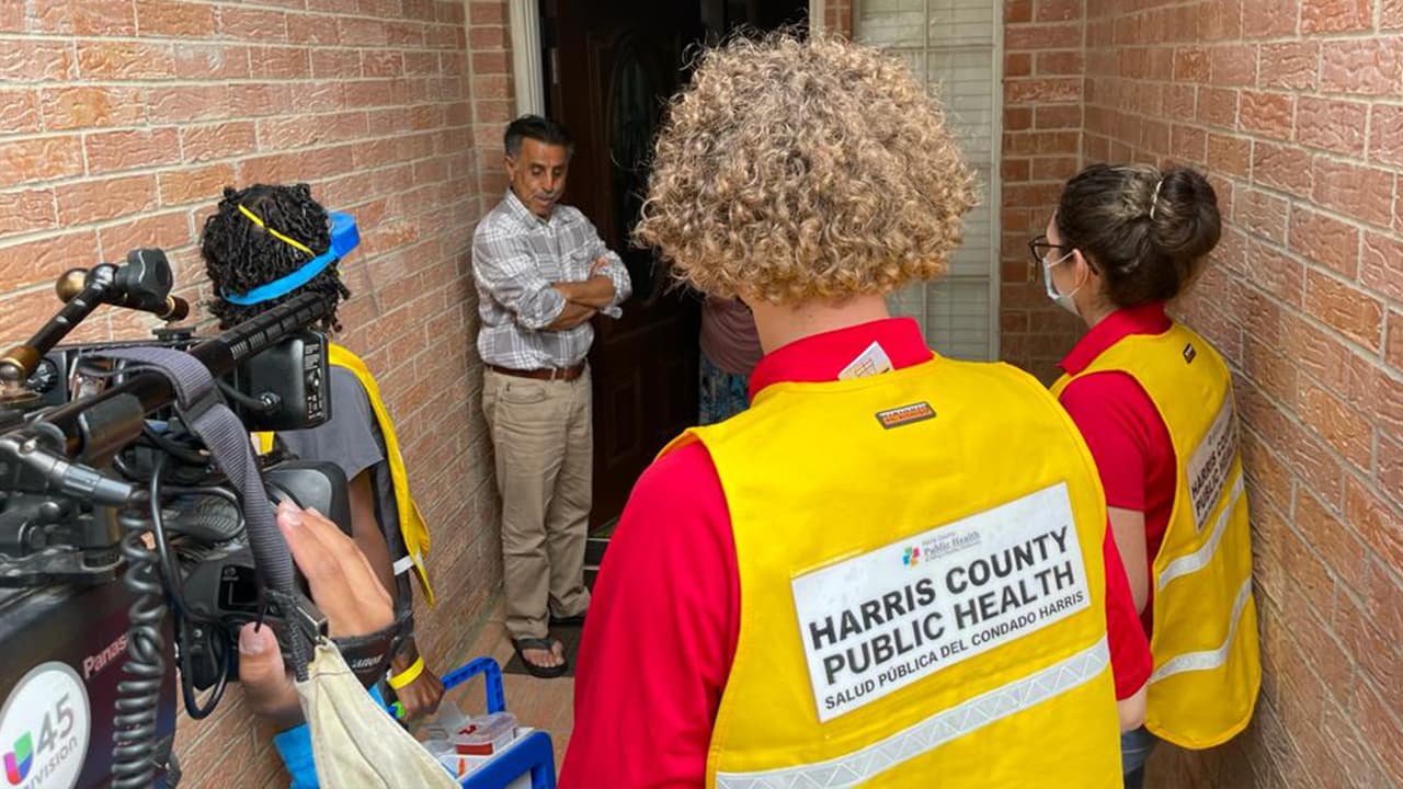 El proceso consiste en preguntas relacionadas al coronavirus, sí ha dado positivo a la enfermedad, ha sido expuesto durante los últimos meses, ha presentado síntomas, y es para todos los que residen en la misma vivienda.