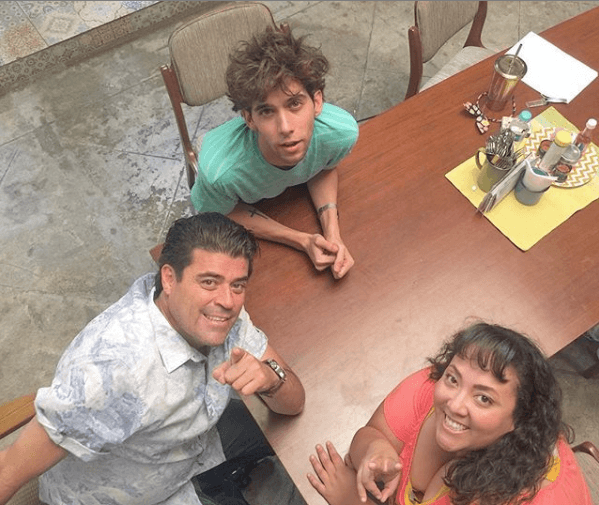 "Le dije: 'Te portaste bien cu... conmigo en 'Miembros (al aire)'', y tres meses después me llamó y me dijo 'Wey, ¿por qué me bloqueaste?', y le contesté 'Porque me hiciste esto, esto y esto'".