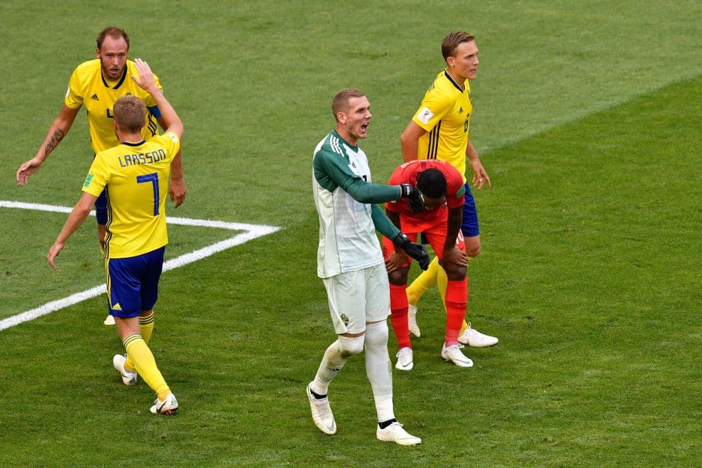 El arquero sueco Robin Olsen incluso fue la figura de su equipo por momentos para impedir que Inglaterra aumentara el marcador.