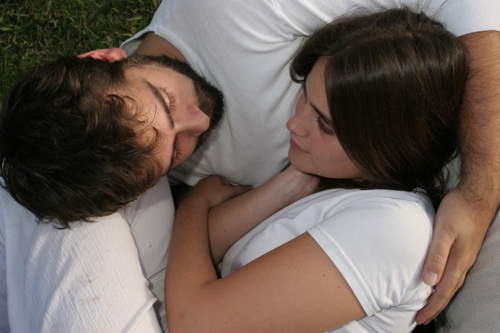 Los amantes yang toman la iniciativa en la vida y en el dormitorio. Su energía sexual aumenta rápidamente y se origina en los genitales y necesita ser llevada gradualmente hacia las otras partes del cuerpo.