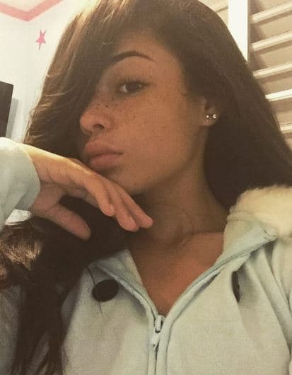 La boricua se describe como honesta, graciosa y amigable.