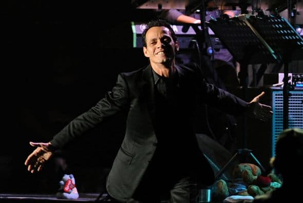 Marc se atrevió a grabar el tema en versión salsa.