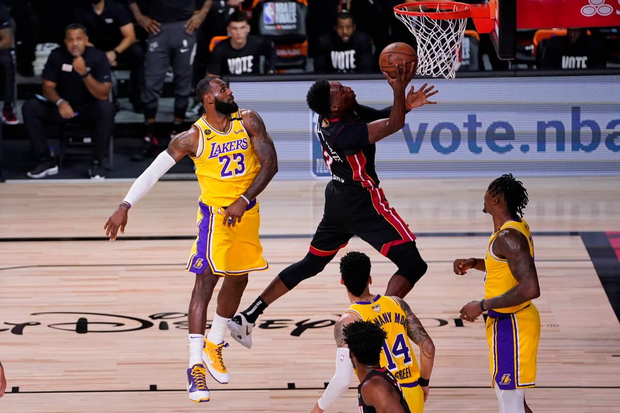 Anthony Davies supera los 30 puntos en su debut victorioso de las Finales 98-116 sobre el Miami Heat.