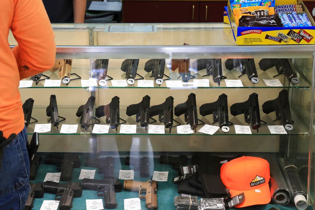 Estas son las claves del proyecto bipartidista de ley de control de armas