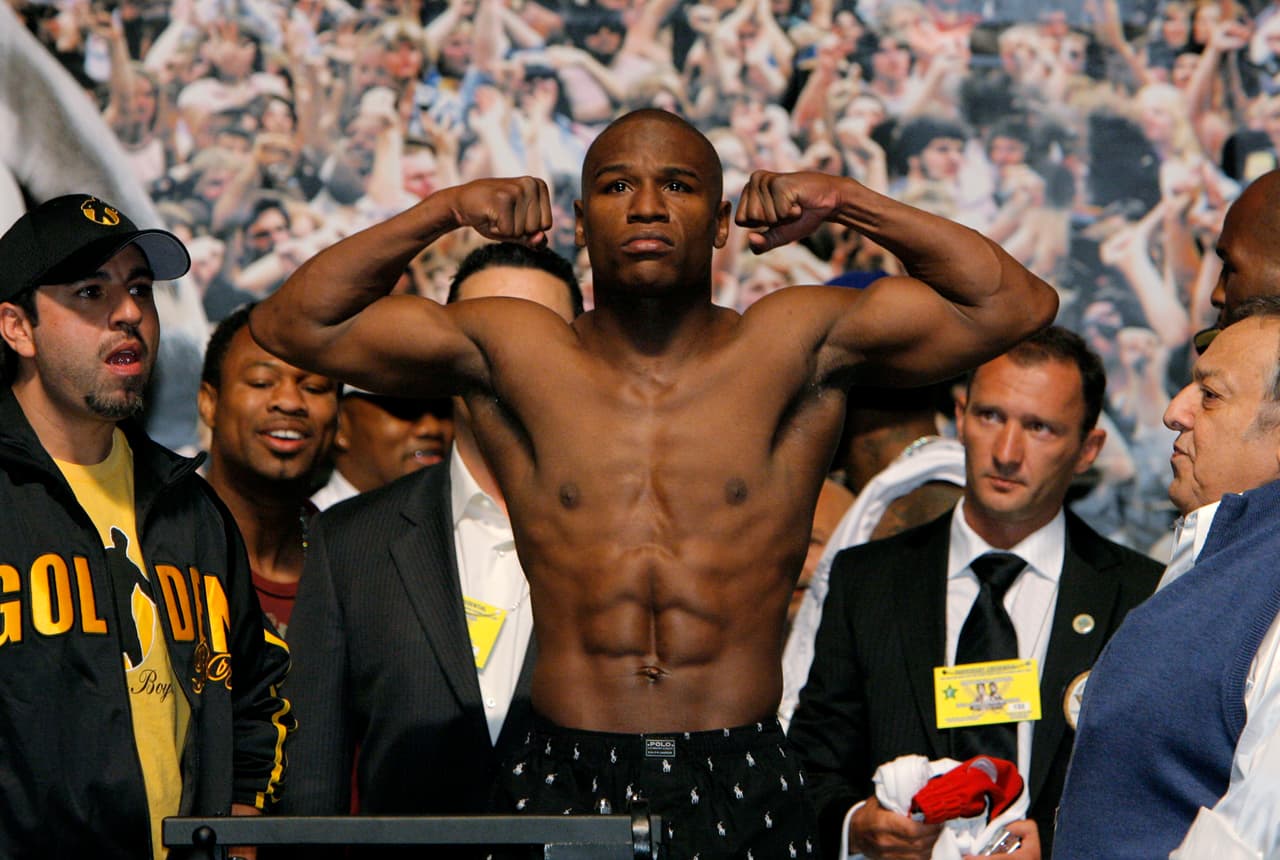 "Mi madre fue la primera que vio mi potencial. Cuando era joven, le dije 'Creo que debería buscar empleo'. Ella me contestó: 'No, sigue boxeando' ".