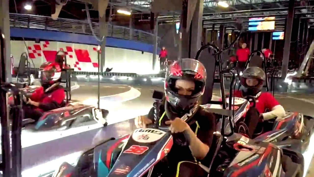 Recorrimos la pista más grande del mundo bajo techo que se encuentra en Nueva Jersey