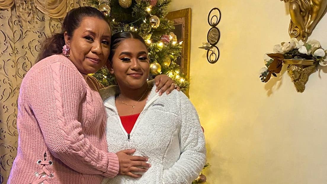 “Era una fiesta pequeña”: adolescente contrae coronavirus en cumpleaños y contagia a toda su familia