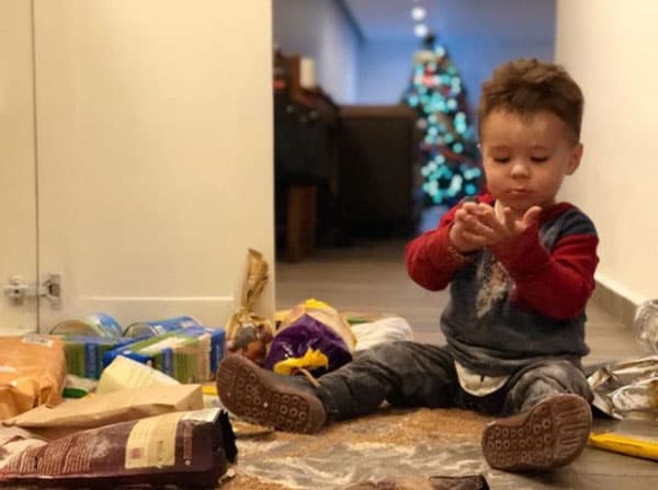 Hemos visto cómo aprendió a caminar y cuáles son sus travesuras.