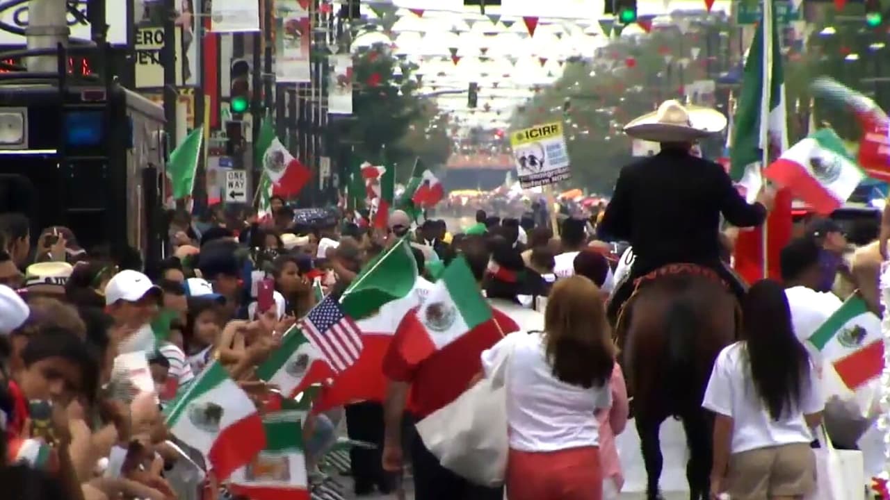 <b>La Villita, Chicago</b>
<br>Luego de verse suspendido por la pandemia, el desfile en La Villita, probablemente el más importante en Chicago, regresa este año. 
<br>El desfile será este 11 de septiembre al mediodía y comenzará en el arco de La Villita para seguir por la Calle 26 hasta Avenida Kostner.