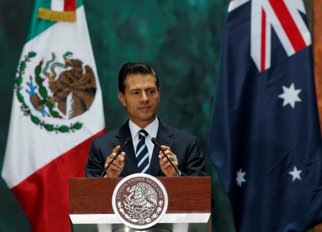Mexico's President Enrique Pena Nieto gives a speech next to Australia's Governor-General Peter Cosgrove (not pictured) during an official welcoming ceremony, at the National Palace in Mexico City, Mexico August 1, 2016.