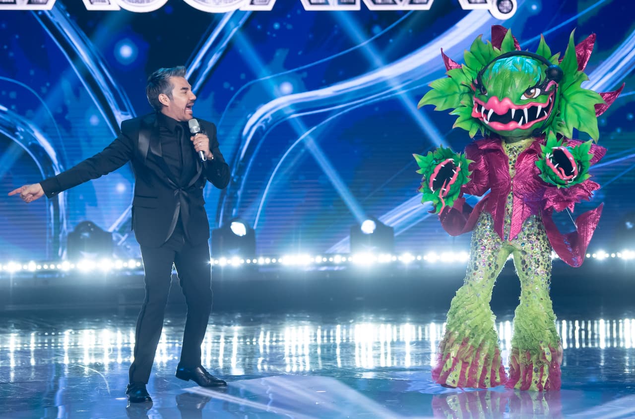 Carnívora fue quien no se vio favorecida por la votación del público, por lo que fue la primera en quitarse la máscara en esta noche.