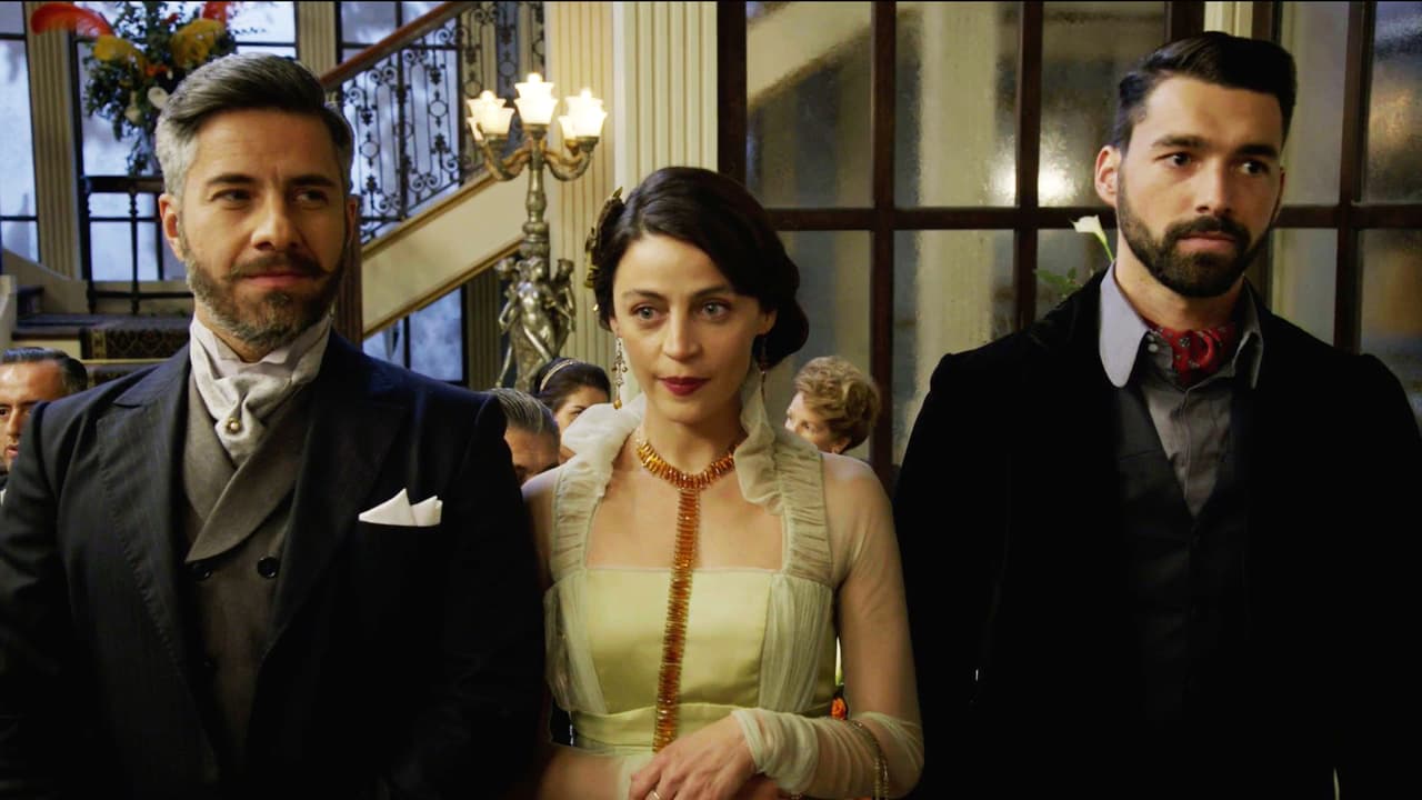 Dicen que mala hierba nunca muere y ese dicho le queda a la medida a Belén, pues un día regresó muy quitada de la pena. Lo más increíble es que hizo una entrada triunfal como toda una dama que llegaba a hospedarse.