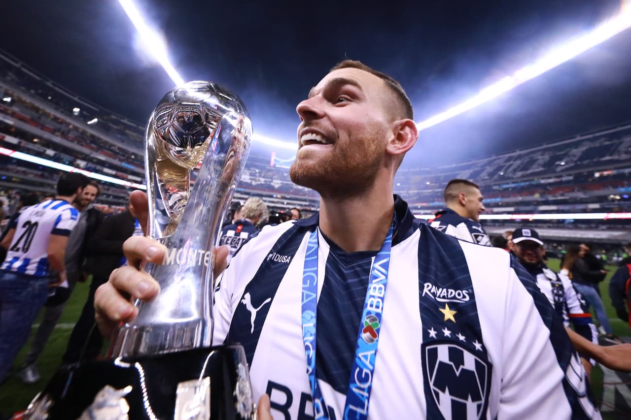 Logró consagrarse como campeón del Torneo Apertura 2019 de Liga MX en su primera campaña con Rayados de Monterrey y ahora pertenece al selecto grupo de europeos campeones en México.