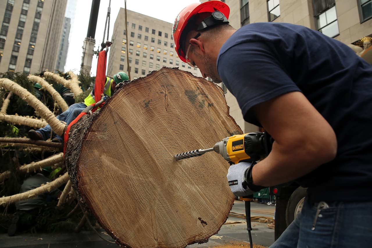 La ceremonia que se realiza para el encendido del árbol se viene realizando desde 1933.