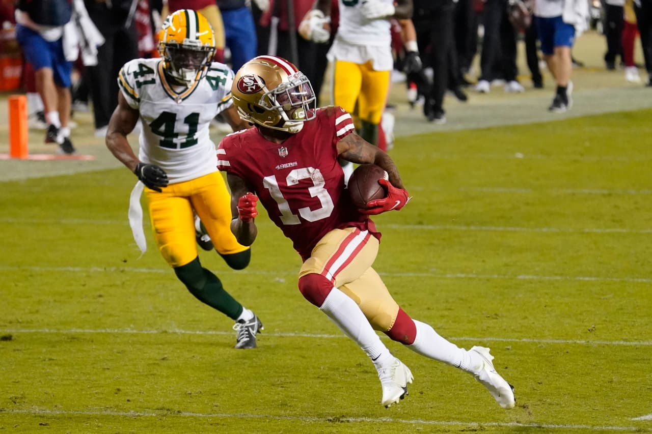 Aaron Rodgers tiene una gran noche y con cuatro pases de anotación sin intercepción, los Green Bay Packers vencen 34-17 a los San Francisco 49'ers.