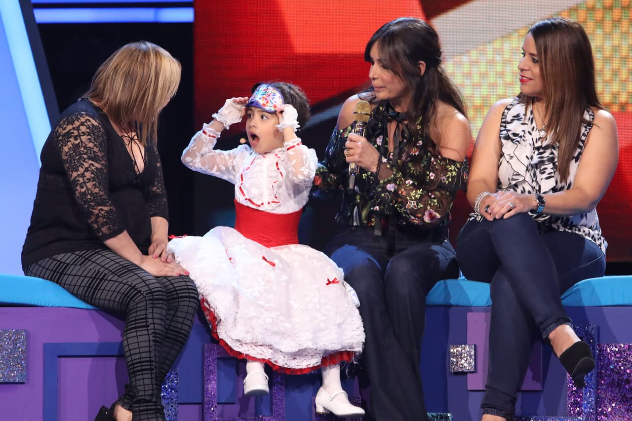 Su mami llegó de sorpresa y Giuliana no lo podía creer.