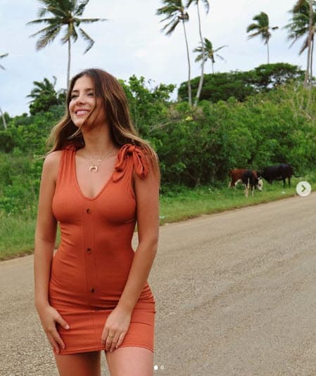 Además, confesó que su embarazo fue un milagro: "Necesitábamos ver a un doctor porque tengo malos ovarios y no estaba ovulando… Así que conseguimos una medicina que nos ayudara con eso (...) Pero al final no la necesité porque cuando íbamos a empezar el tratamiento descubrimos que ya estábamos embarazados de manera natural. Es un bebé milagro”.