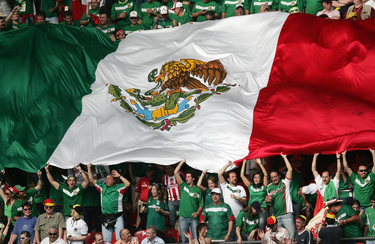 México — San Francisco | 
<a href="https://consulmex.sre.gob.mx/sanfrancisco/" target="_blank">Sitio web </a>
<br>532 Folsom Street 
<br>San Francisco CA 94105 
<br>Teléfono: (415) 354-1700 
<br>Correo: confrancisco@sre.gob.mx