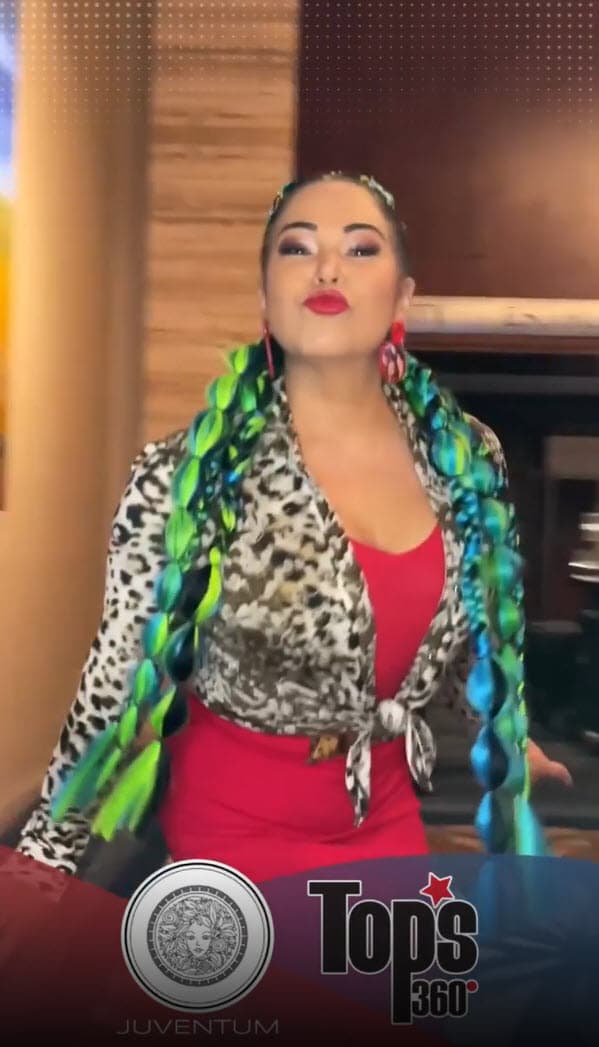 "No se dejen amedrentar carajo, 
<b>sigan adelante enfocando el propósito del sacrificio</b> y en el placer de la travesía. Que ladren los perros, nosotros ¡seguimos avanzando!".
<br>