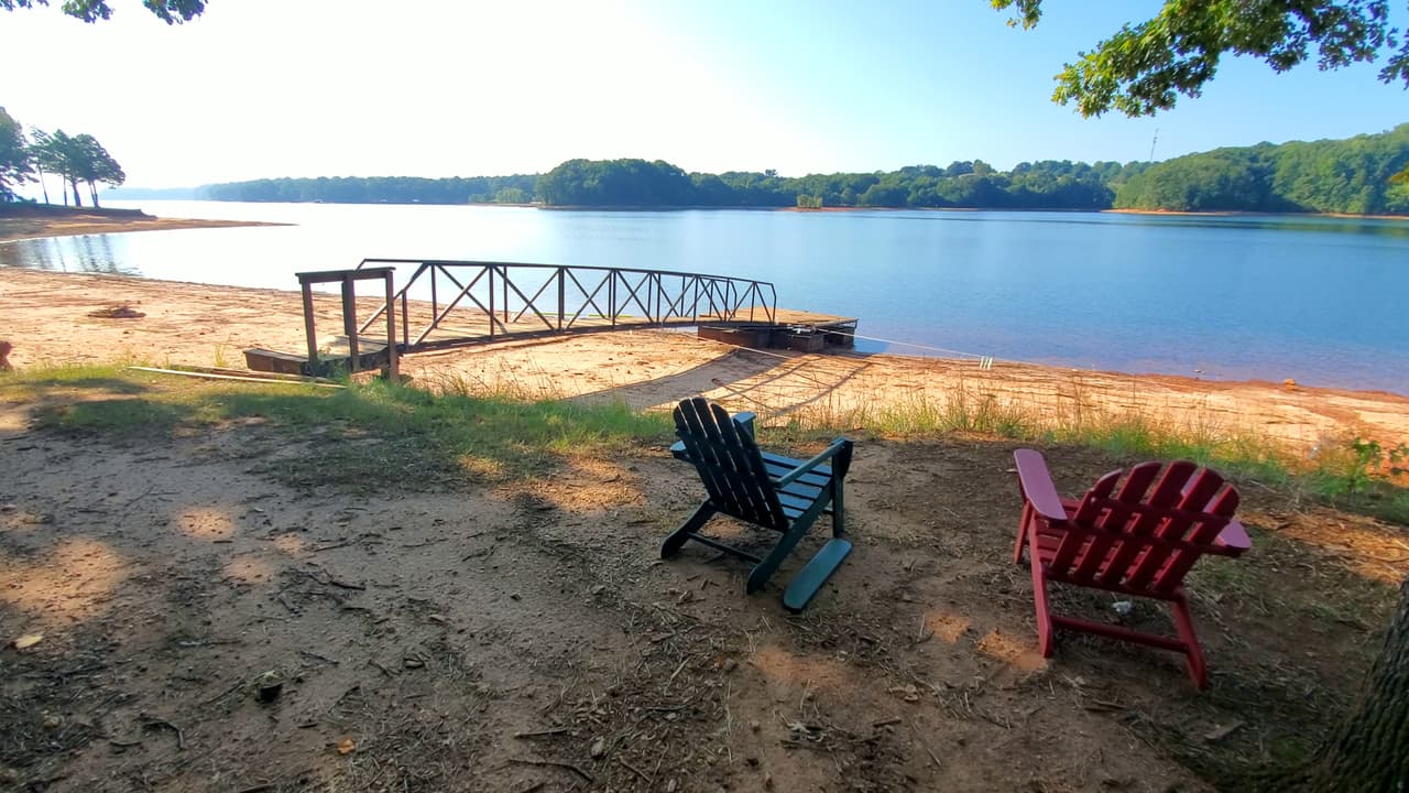 Muchas de estas cuentan con sus propios muelles privados.