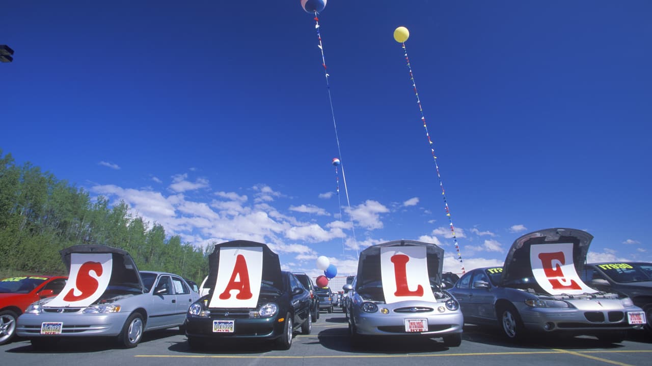 <h3 class="cms-H3-H3">Carros nuevos o usados</h3>
<br>La mayoría de las leyes limón solo protegen contra defectos de fabricación en autos nuevos, sin embargo, los estatutos de los estados de Connecticut, Massachusetts, Minnesota, Nueva Jersey, Nuevo México y Nueva York cubren también a los
<b>autos usados</b>. Esto es importante, ya que muchos carros limones terminan en el mercado secundario.