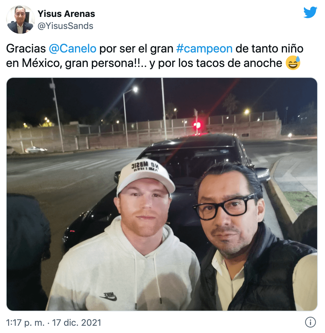 Allí compartió con sus fans, se tomó fotos con ellos y como si fuera poco les pagó la cuenta a todos los comensales que estaban en el lugar, algo que los impresionados no dejaron pasar desapercibido y compartieron en redes sociales.