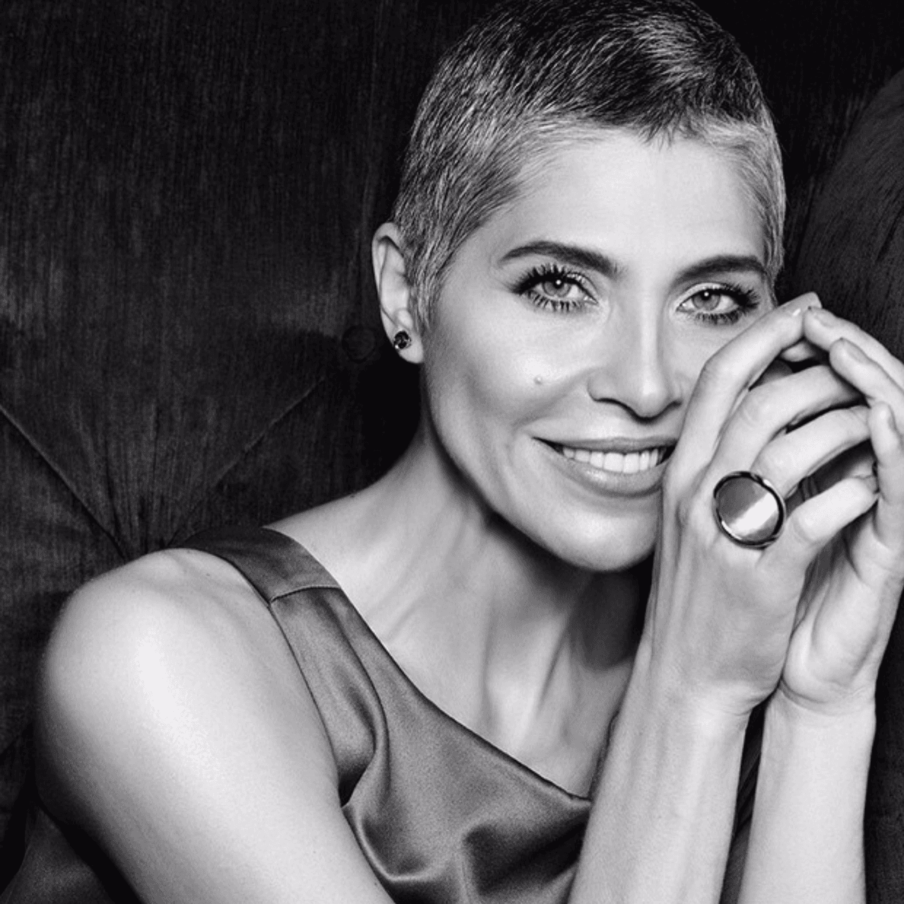 En los últimos días del 2015, la actriz también compartió esta foto acompañada de estas palabras: "Dios nunca abandona. No te sueltes de su mano jamás".