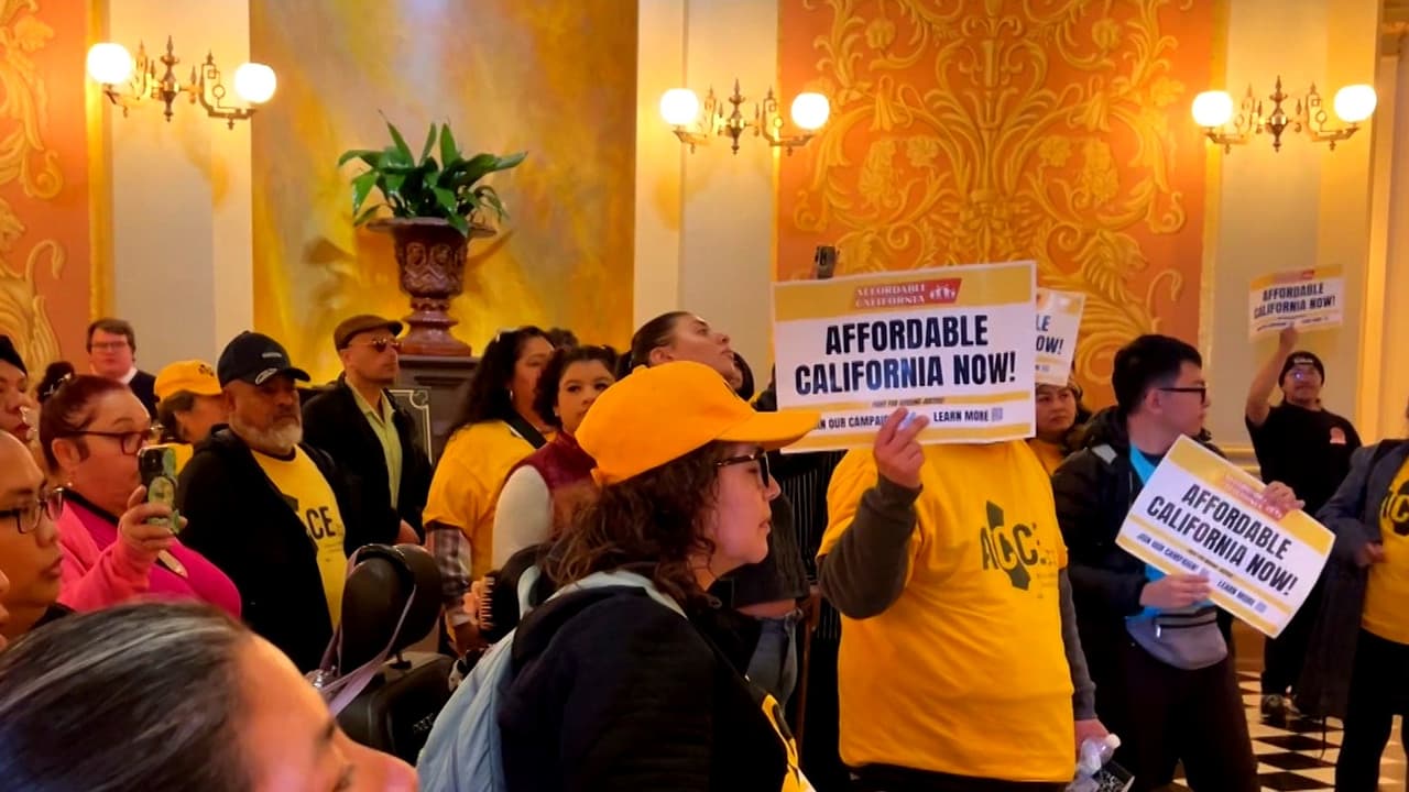 Organizaciones se reúnen en capitolio de California para impulsar ley de protección a inquilinos y frenos a los aumentos de renta