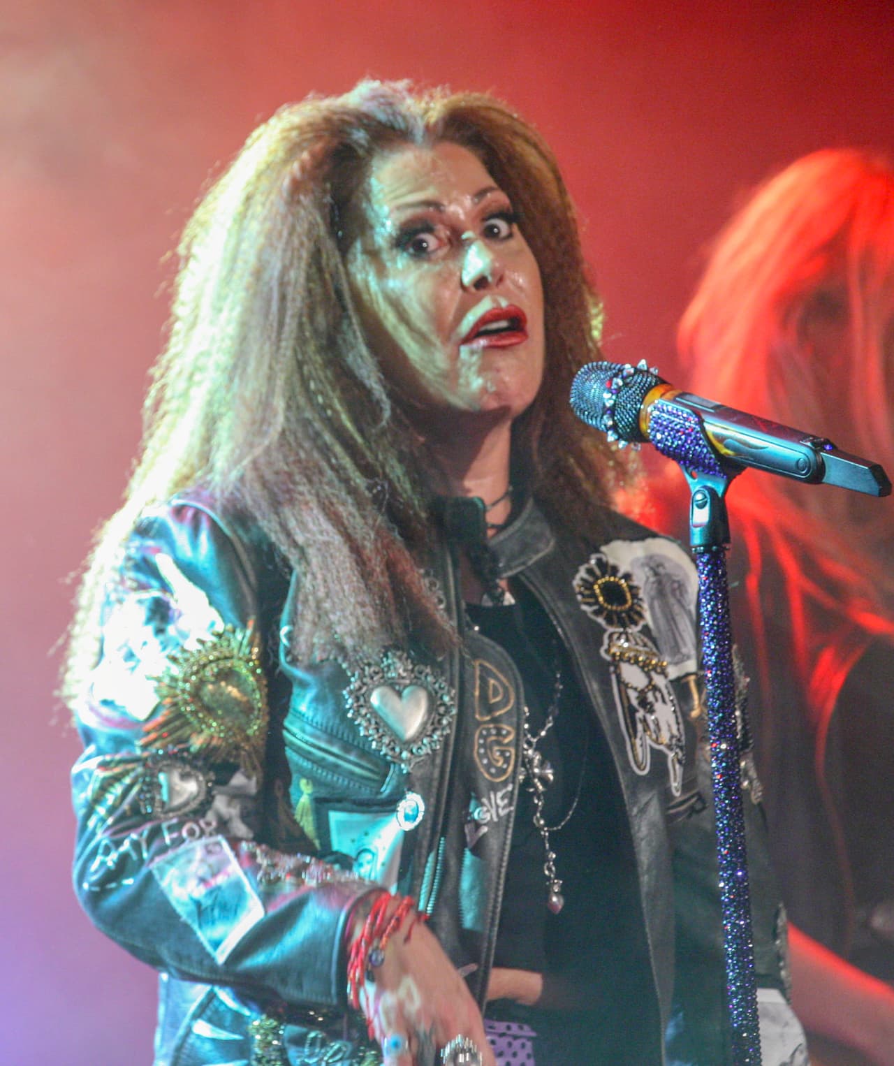 "Le marqué 13 veces", aseguró Frida Sofía, alegando que Alejandra Guzmán no le respondía. Cuando finalmente le tomó la llamada, de inmediato le espetó: "'¿Qué quieres'", recordó.