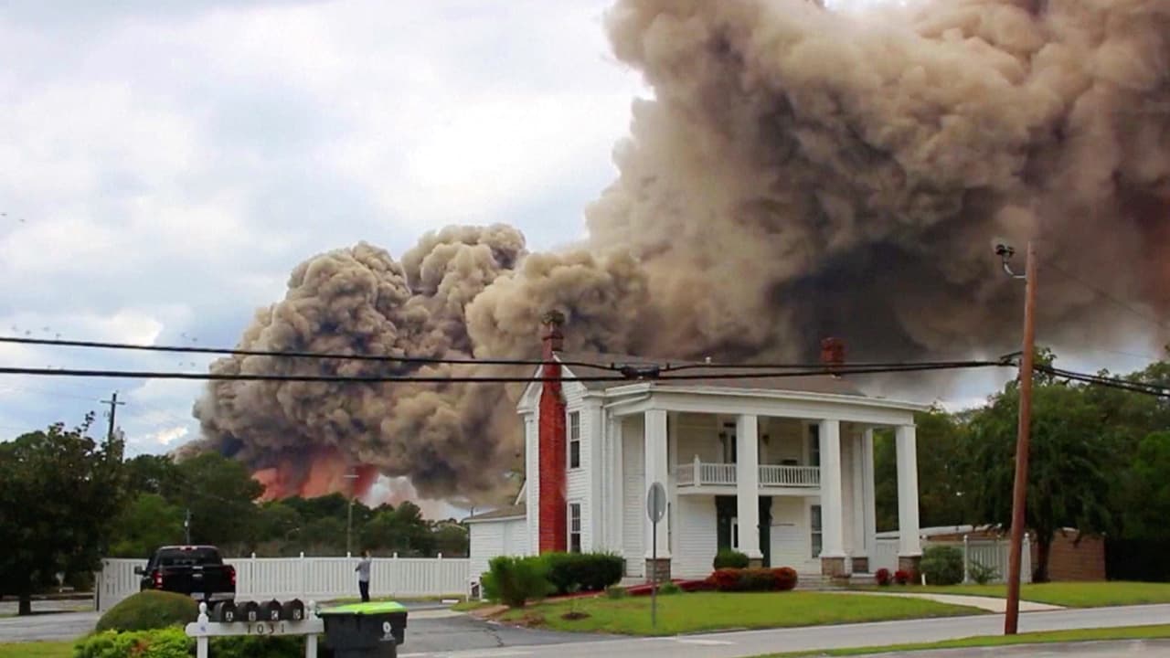 Incendio en planta de Conyers, Georgia: Cómo un pequeño fuego llevó a una evacuación masiva