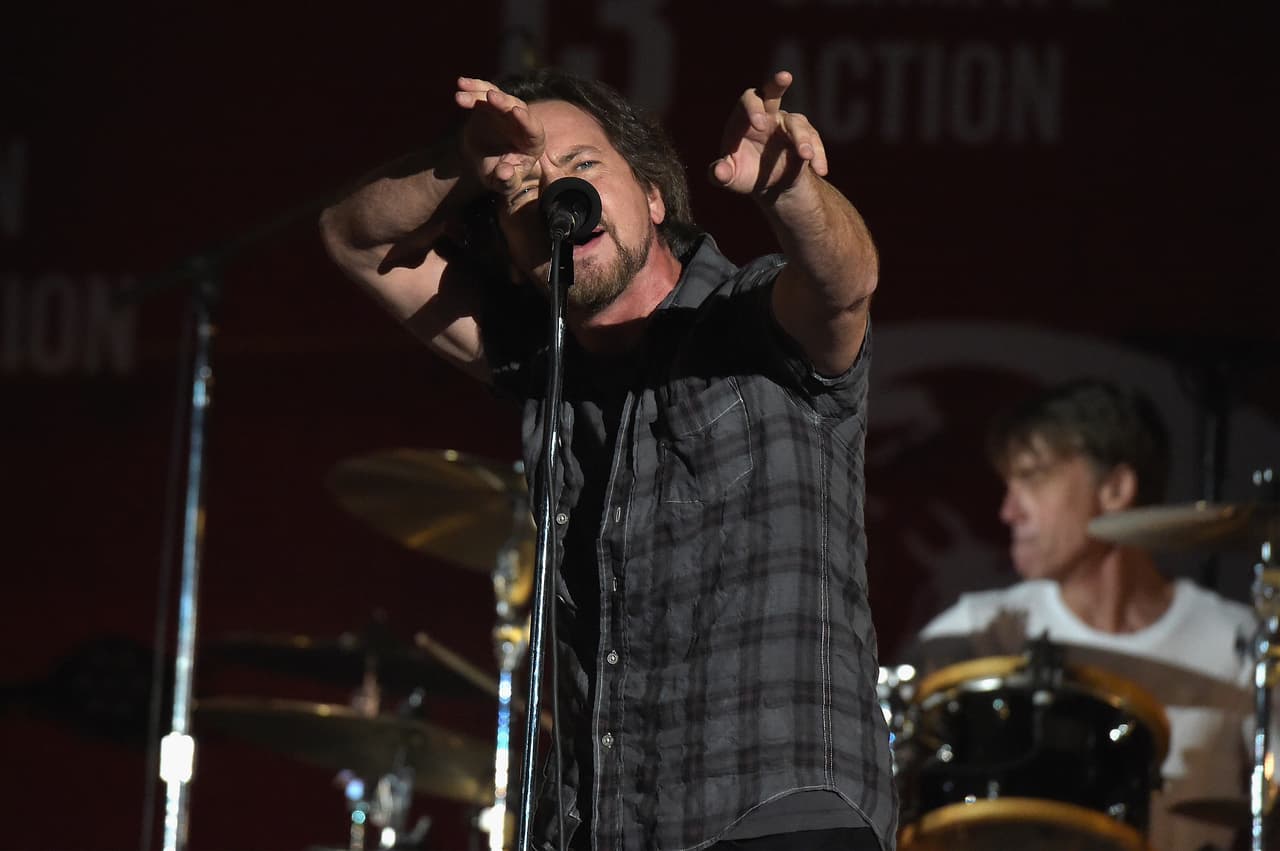 Pearl Jam y Boston se unen al boicot contra ley sobre personas transgénero en Carolina del Norte