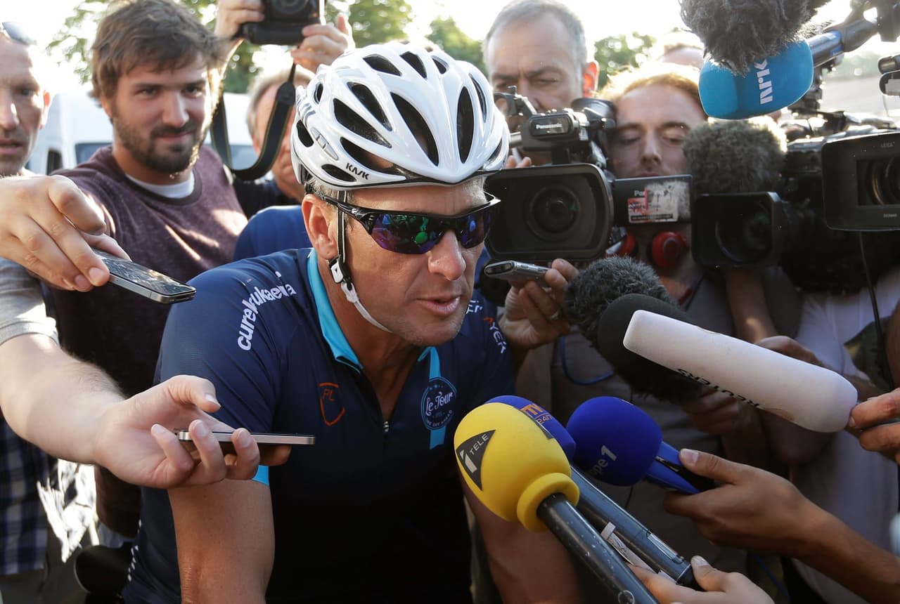 Armstrong relaciona el dopaje con su cáncer testicular