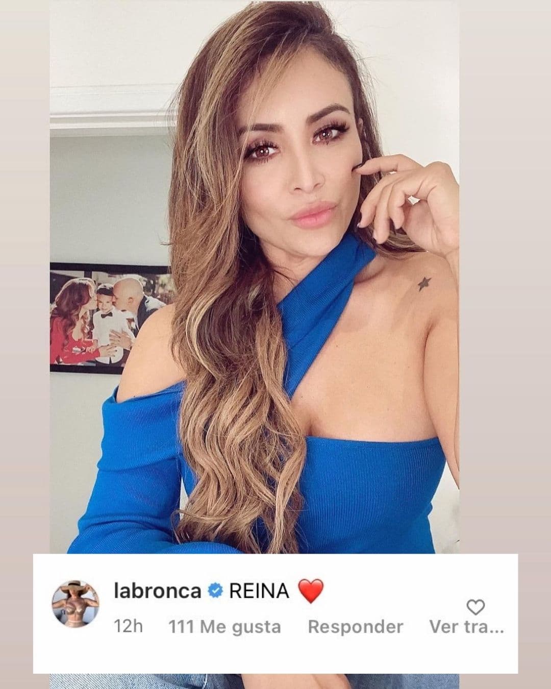 El video de la jovencita hasta el momento cuenta con más de 1.7 millones de reproducciones y más de 10 mil comentarios, entre ellos el de la locutora y presentadora
<b>La Bronca</b>, quien le escribió "Reina" y un corazón rojo.