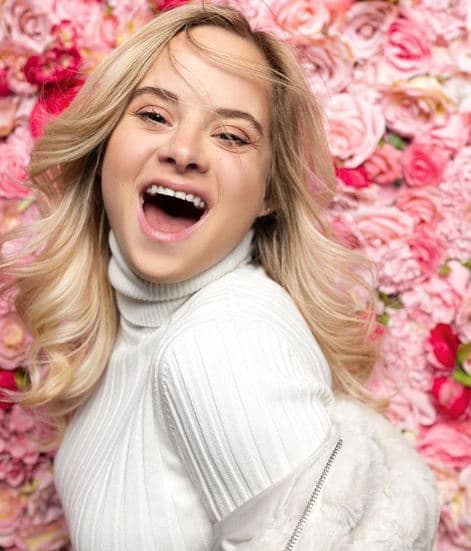 En su 
<a href="https://www.instagram.com/sofiajirau/" target="_blank">cuenta de Instagram</a> contaba los días para participar en el New York Fashion Week.