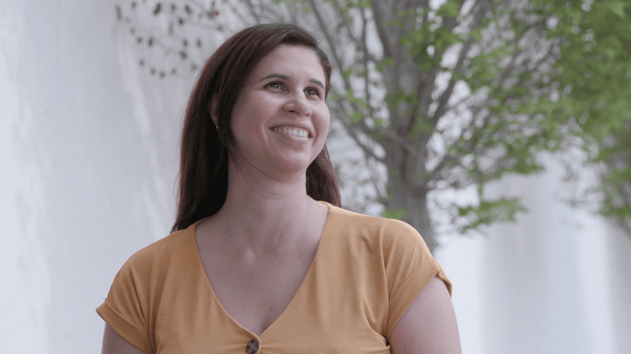 “Me gustaría que los ciegos me vean como un ejemplo”: costurera hispana es nombrada empleada del año 