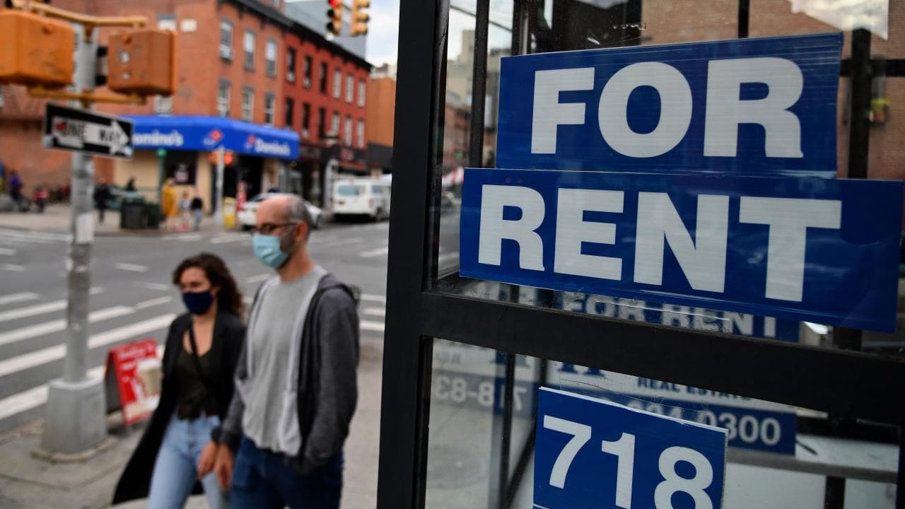 <b>Mira también:</b> El alquiler promedio de una vivienda en Estados Unidos superó los $2,000 mensuales y cada vez hay menos lugares disponibles. Eso ha desatado una 'guerra' por arrendar las propiedades disponibles.