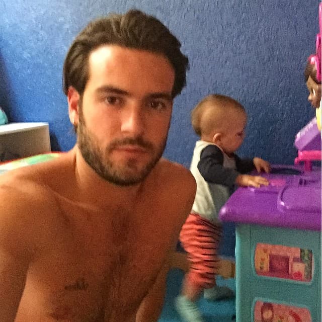 "Todos los que conocemos a Pablo lo queremos y queremos que salga muy bien de esto, 
<b>él está dentro de todo tranquilo</b>, está congruente que es lo más importante, no está resentido".
<br>