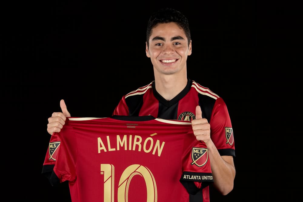 Almirón será el primero en lucir la camiseta número 10 en Atlanta United.
