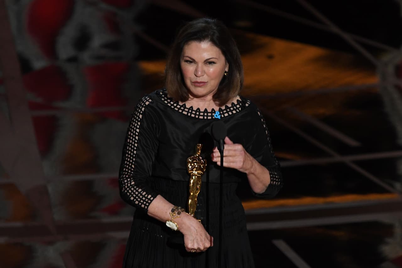 Colleen Atwood ganó el Oscar por Mejor Diseño de Vestuario para la cinta Fantastic Beast.
<br>
